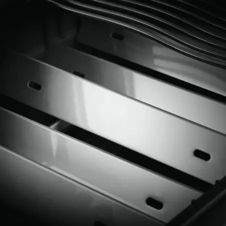 Barbecue Gaz Rogue 525 Serie R 4 Brûleurs + Plancha OFFERTE - NAPOLEON 3 Barbecue Gaz Rogue 525 Serie R 4 Brûleurs + Plancha OFFERTE - NAPOLEON – Image 3